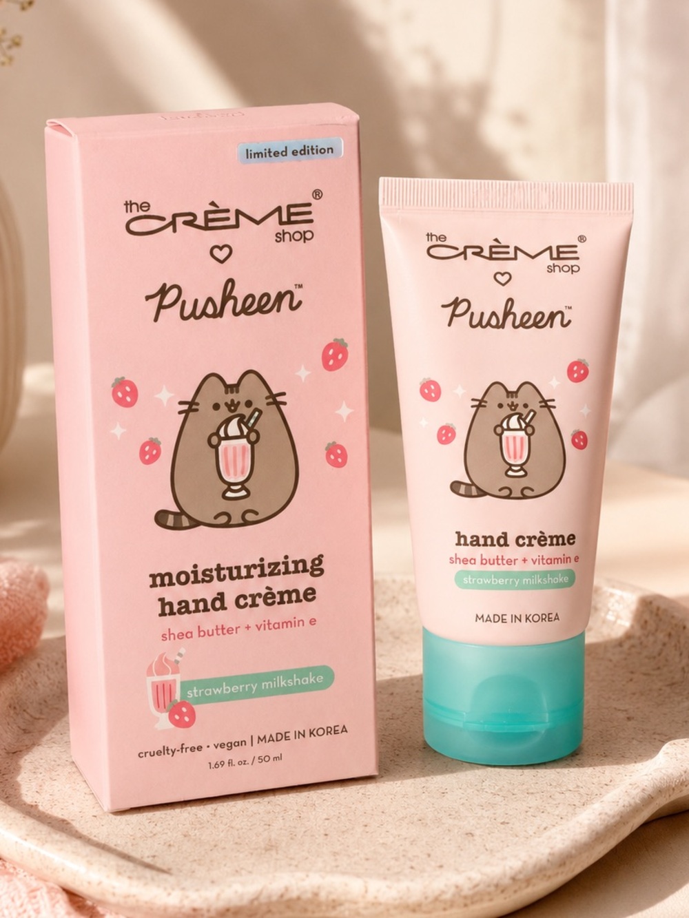 Pusheen Strawberry Milkshake Moisturizing Hand Crème - Pink